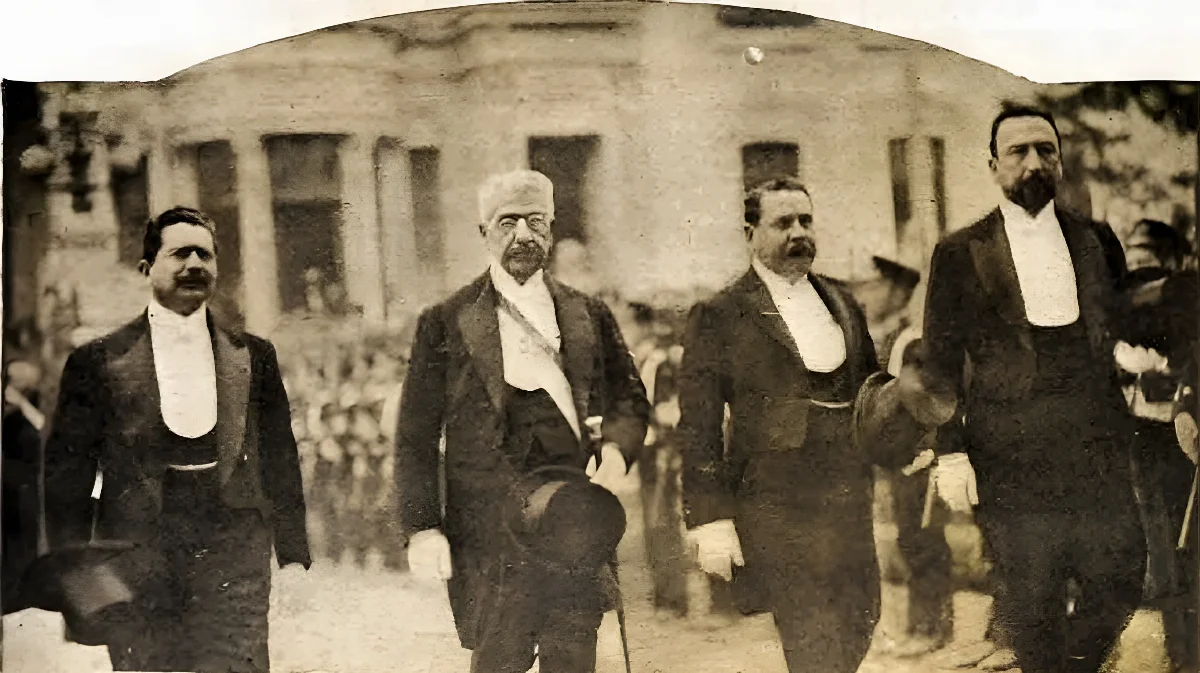 Apertura del Congreso Nacional de Chile 1910 — 1910 | Chile de Ayer