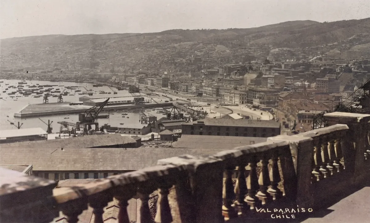 Vista de Valparaíso en 1920 — 1920 | Chile de Ayer