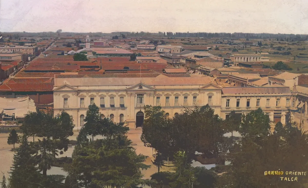 Barrio oriente de Talca ca. 1920 — 1920 | Chile de Ayer