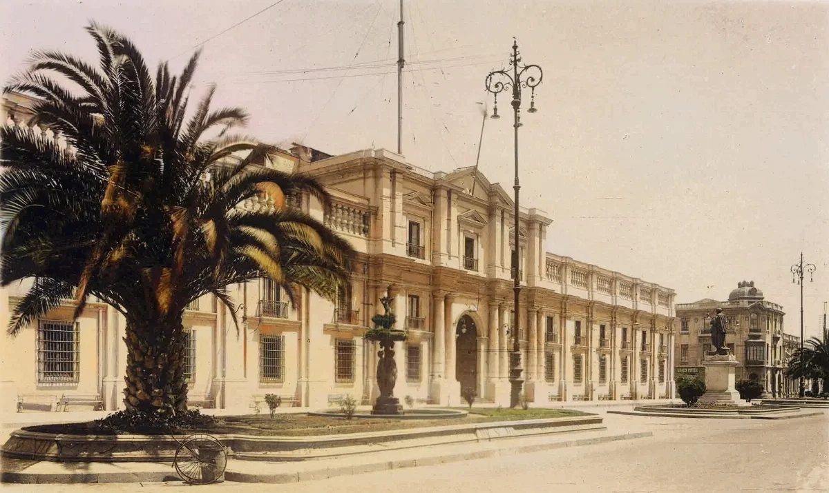 Palacio de La Moneda ca. 1925 — 1920 | Chile de Ayer