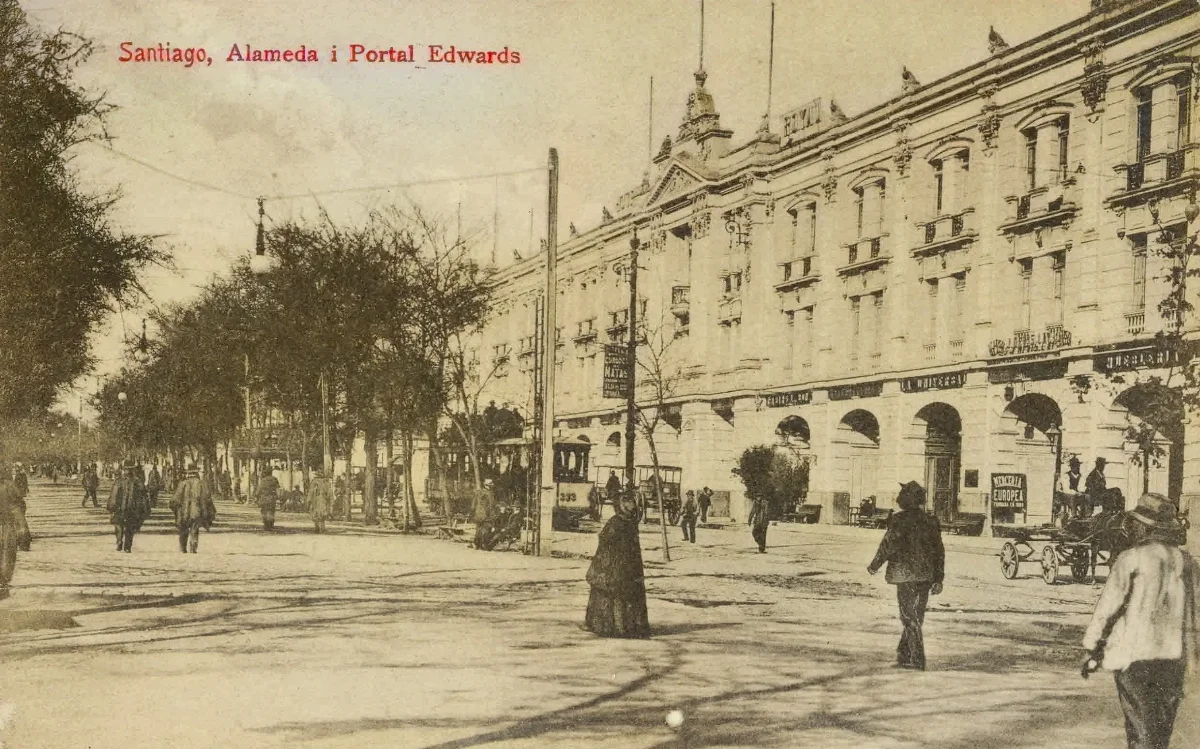 Portal Edwards de Santiago ca. 1910 — 1910 | Chile de Ayer