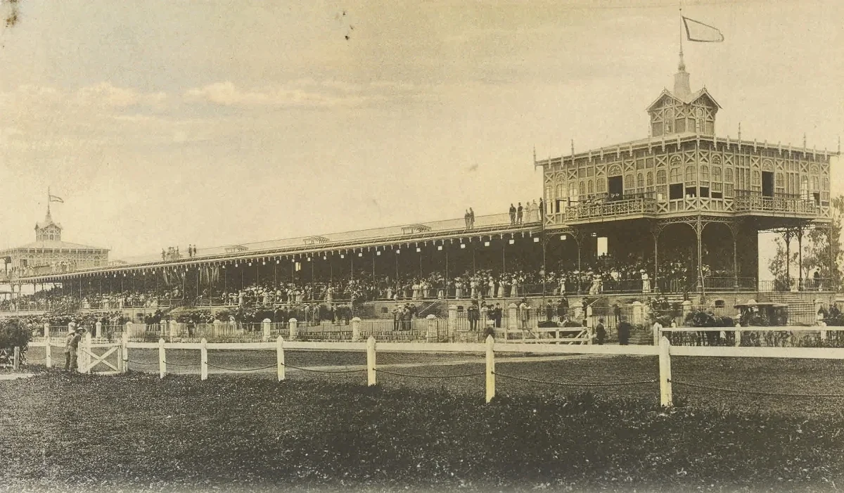 Club Hípico de Santiago en 1910 — Club Hípico de Santiago — 1910 | Chile de Ayer