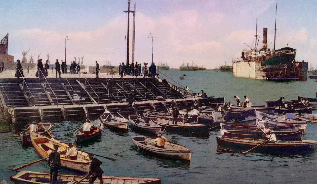 Muelle de pasajeros de Valparaíso en 1912 — 1912 | Chile de Ayer