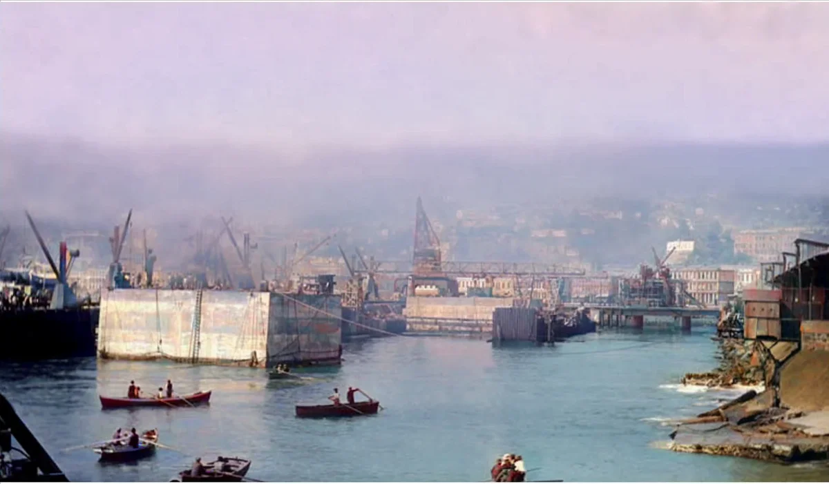 Inicio construcción del molo, 1917 — Municipalidad de Valparaíso — 1917 | Chile de Ayer