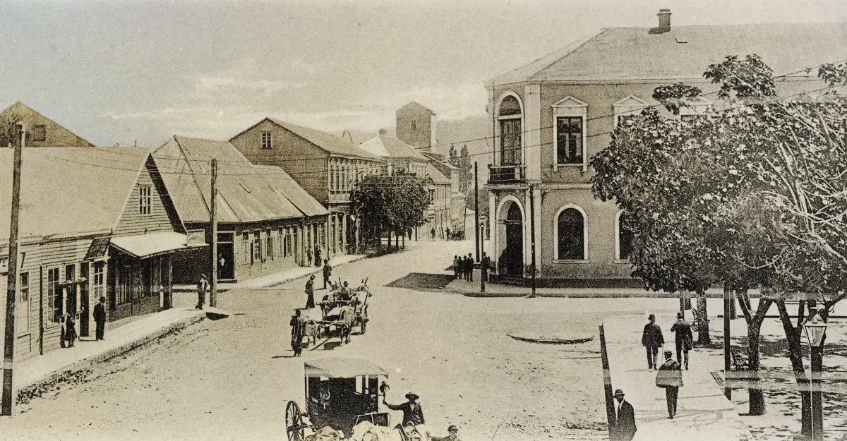 Plaza de Valdivia en 1906 — 1906 | Chile de Ayer
