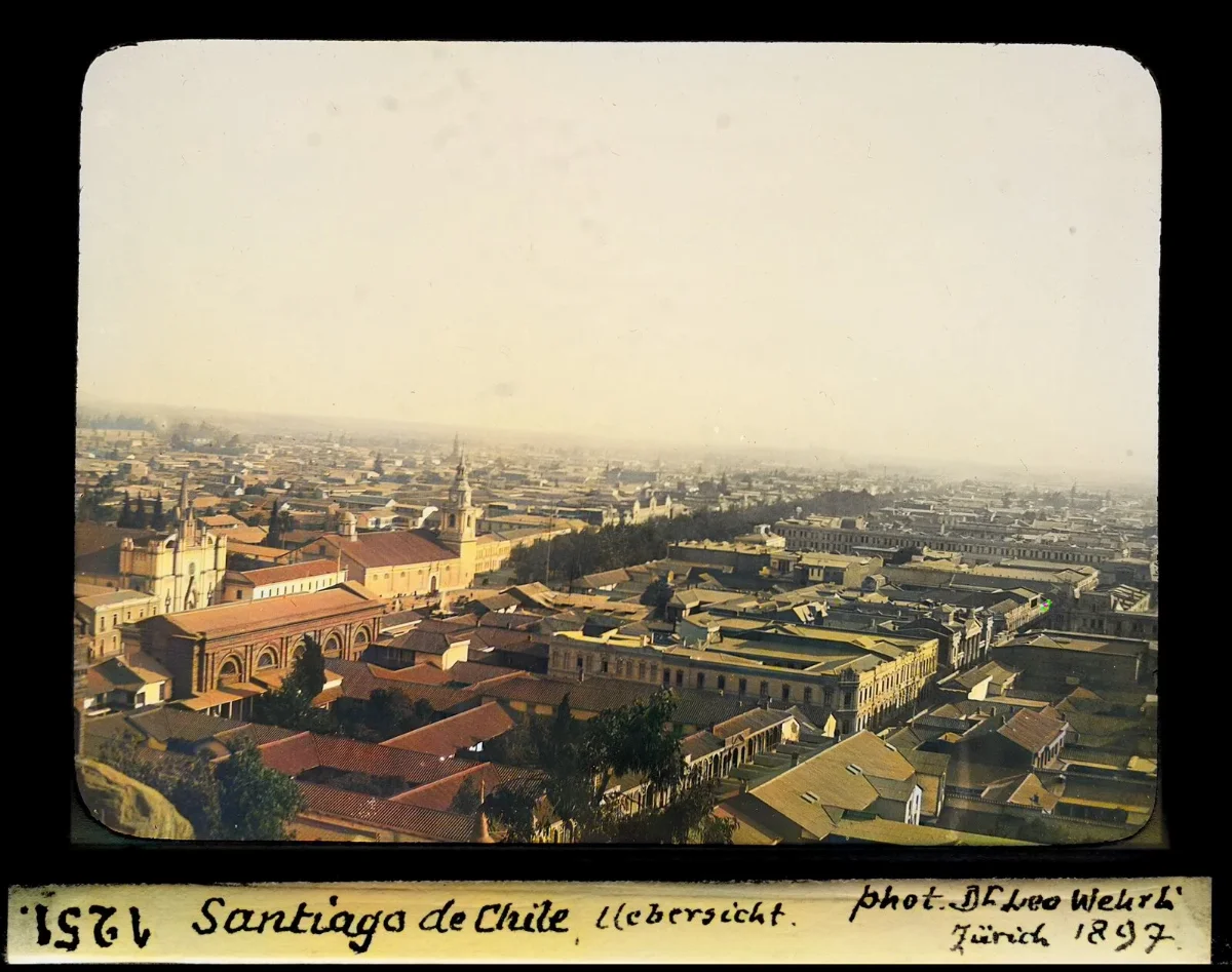 Santiago de Chile, vista general desde elevación, 1897 — aprox. 1897–1940 | Chile de Ayer
