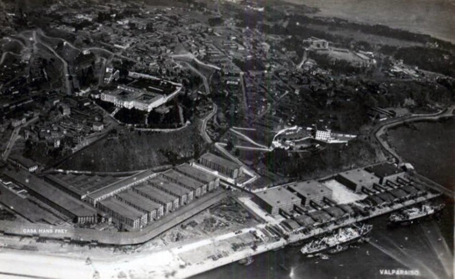 Valparaíso desde el aire entre 1910 y 1920 — 1910 | Chile de Ayer