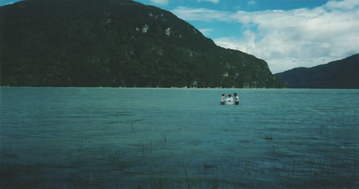 Bautizo — Caleta Tortel — aprox. 2000 | Chile de Ayer