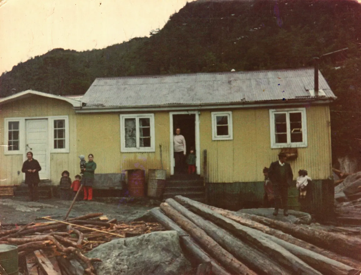 TORT319 — Caleta Tortel — 1976 | Chile de Ayer