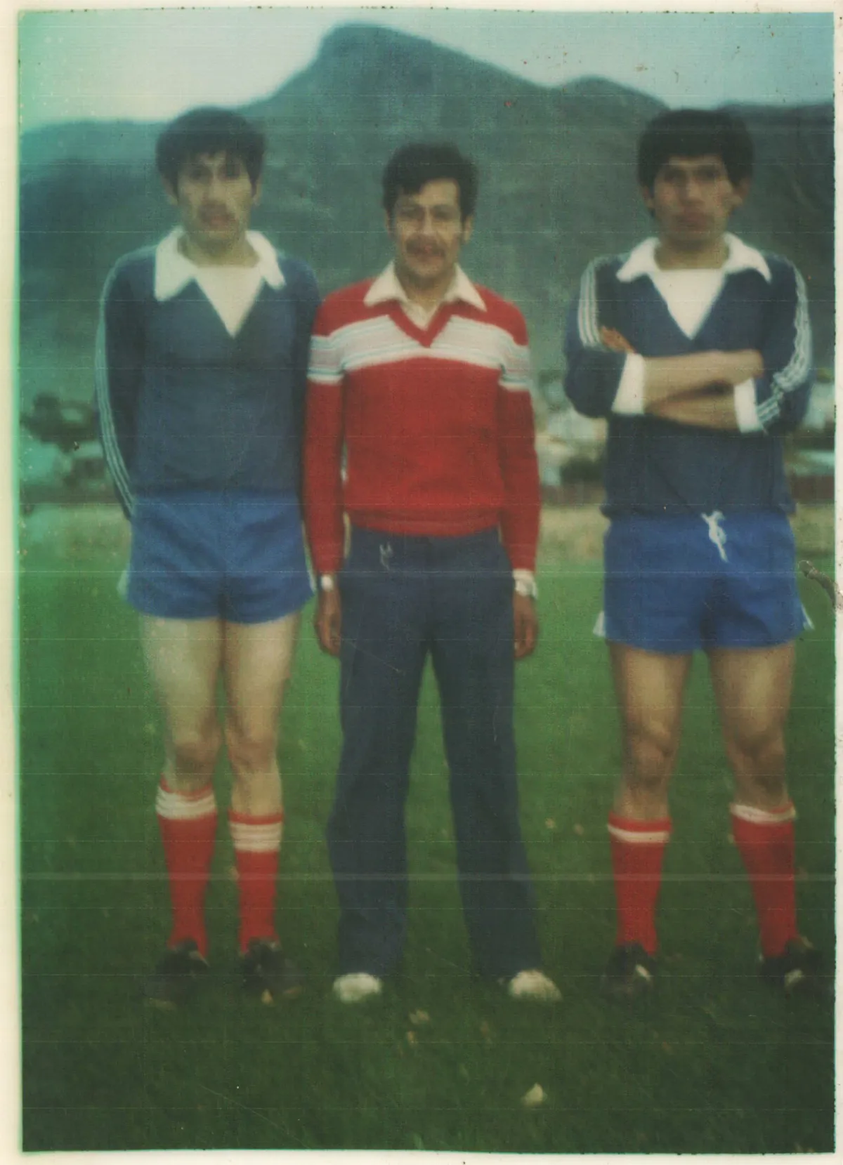 Foto futbol — Coyhaique — aprox. 1981 | Chile de Ayer