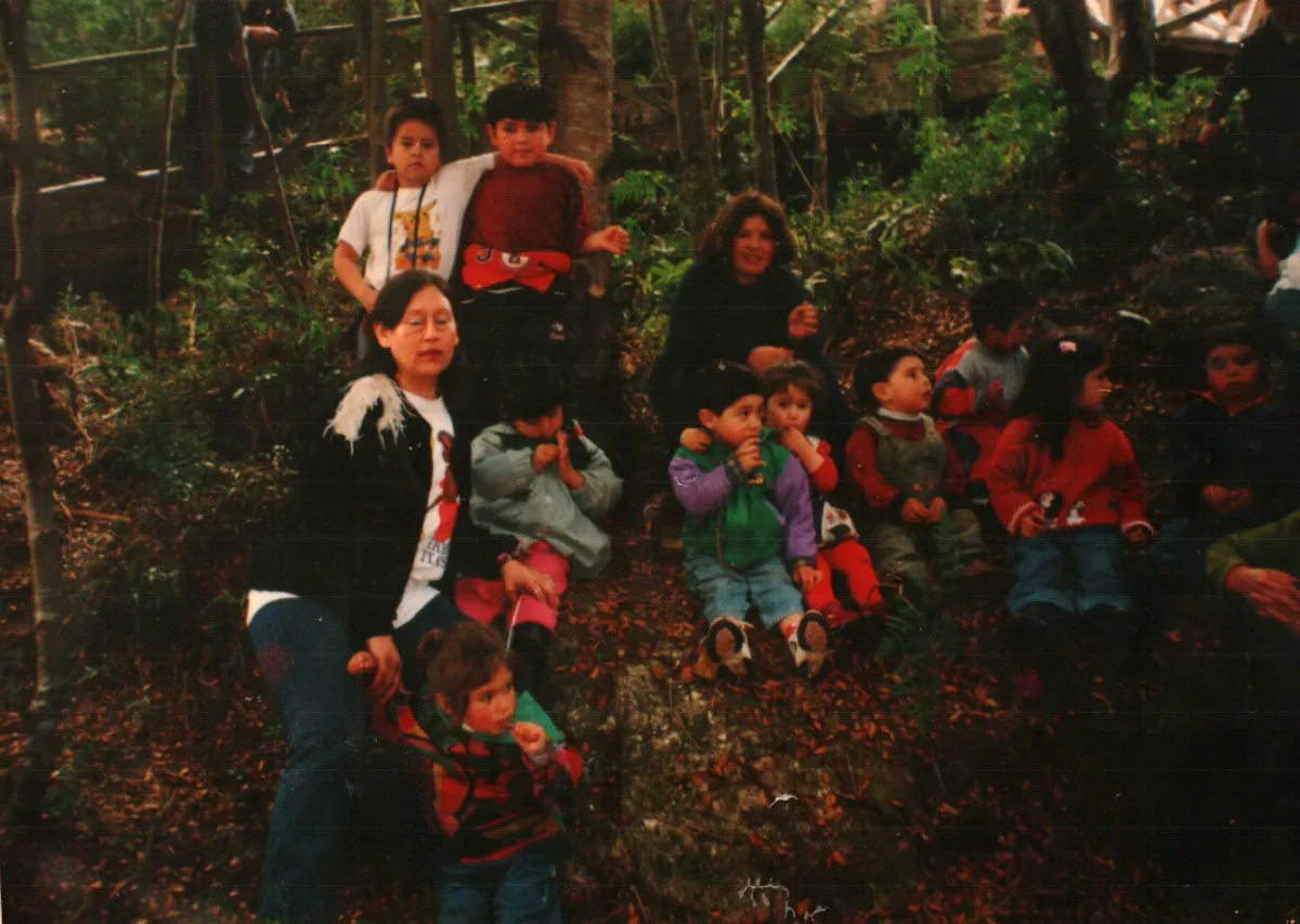 Niños del Jardin Infantil — Caleta Tortel — 1999 | Chile de Ayer