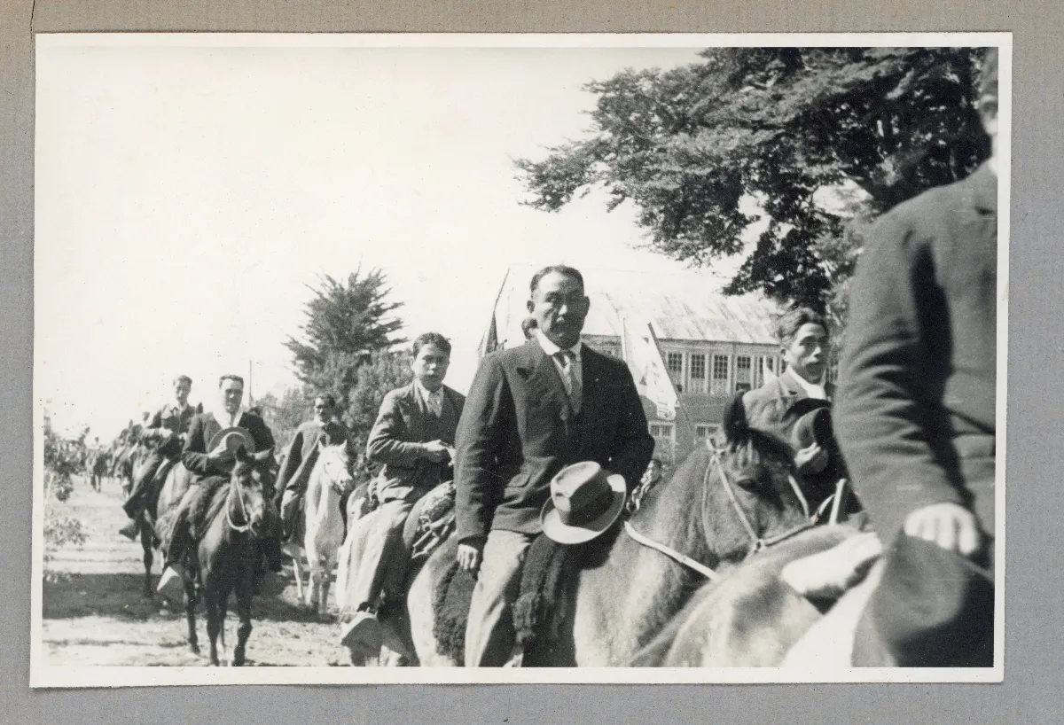 Desfile de homenaje al presidente Pedro Aguirre Cerda — Castro — 1939 | Chile de Ayer