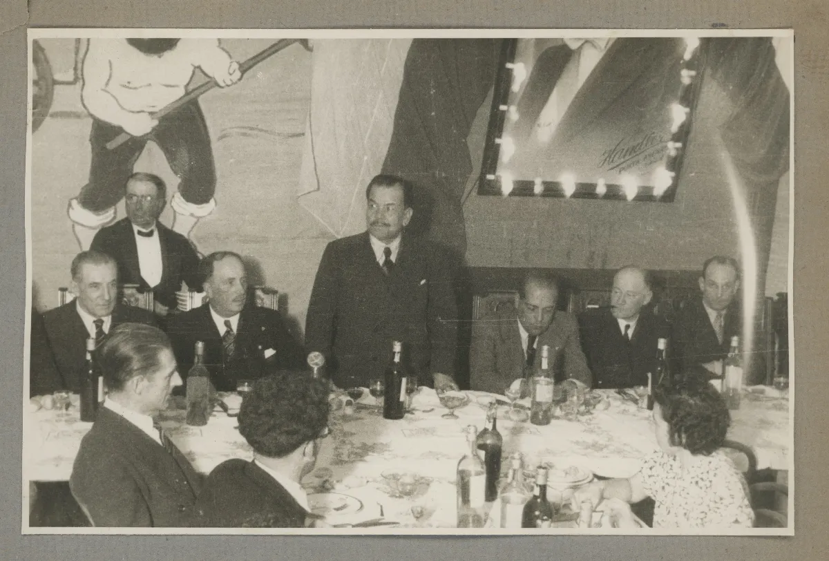Banquete oficial con autoridades presidenciales — aprox. 1939 | Chile de Ayer