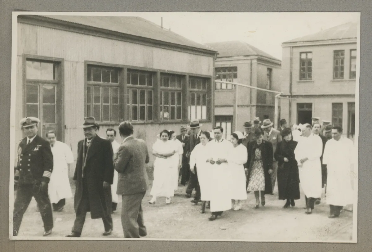 Autoridades y dignatarios en acto protocolar presidencial — aprox. 1939 | Chile de Ayer