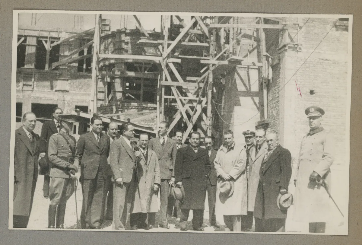 Visita presidencial a instalación minera — aprox. 1939 | Chile de Ayer