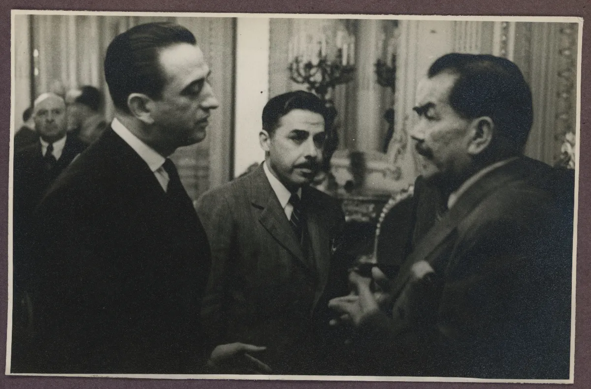 Presidente Pedro Aguirre Cerda en conversación oficial — Viña del Mar — 1940 | Chile de Ayer