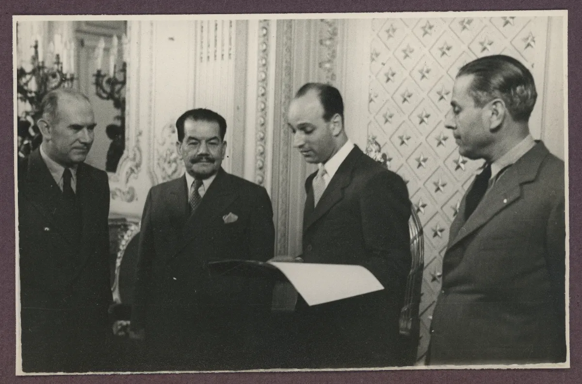 Presidente en recepción protocolar con delegación oficial — Viña del Mar — 1940 | Chile de Ayer