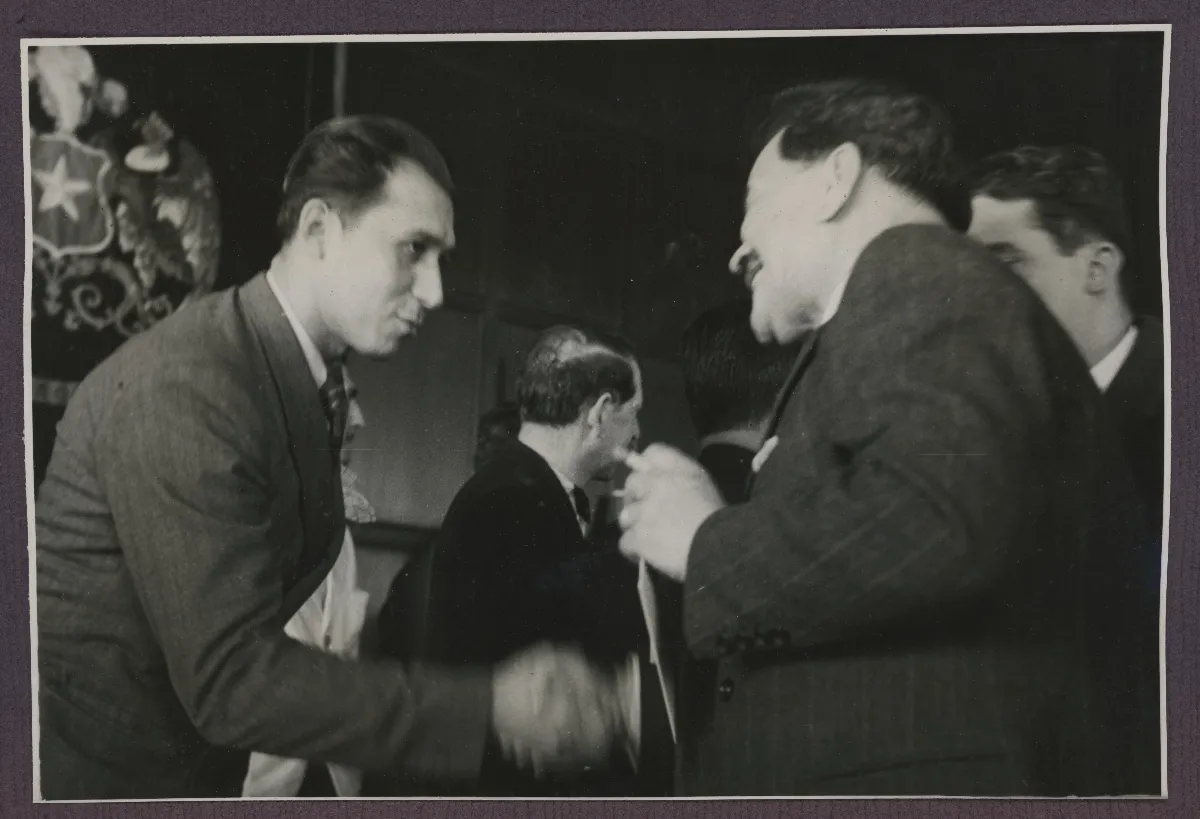 Acto oficial de reconocimiento entre autoridades civiles — Viña del Mar — 1940 | Chile de Ayer