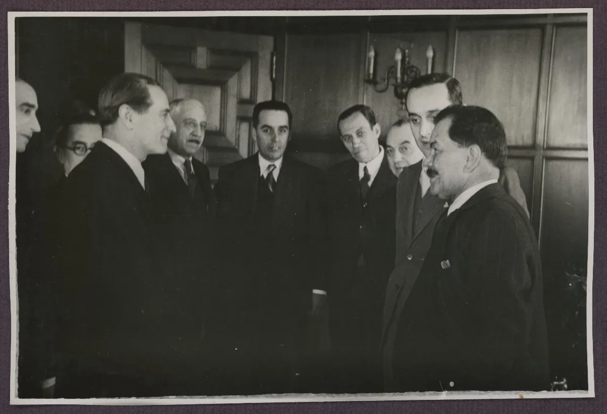 Reunión oficial de autoridades gubernamentales en Viña del Mar — Viña del Mar — 1940 | Chile de Ayer