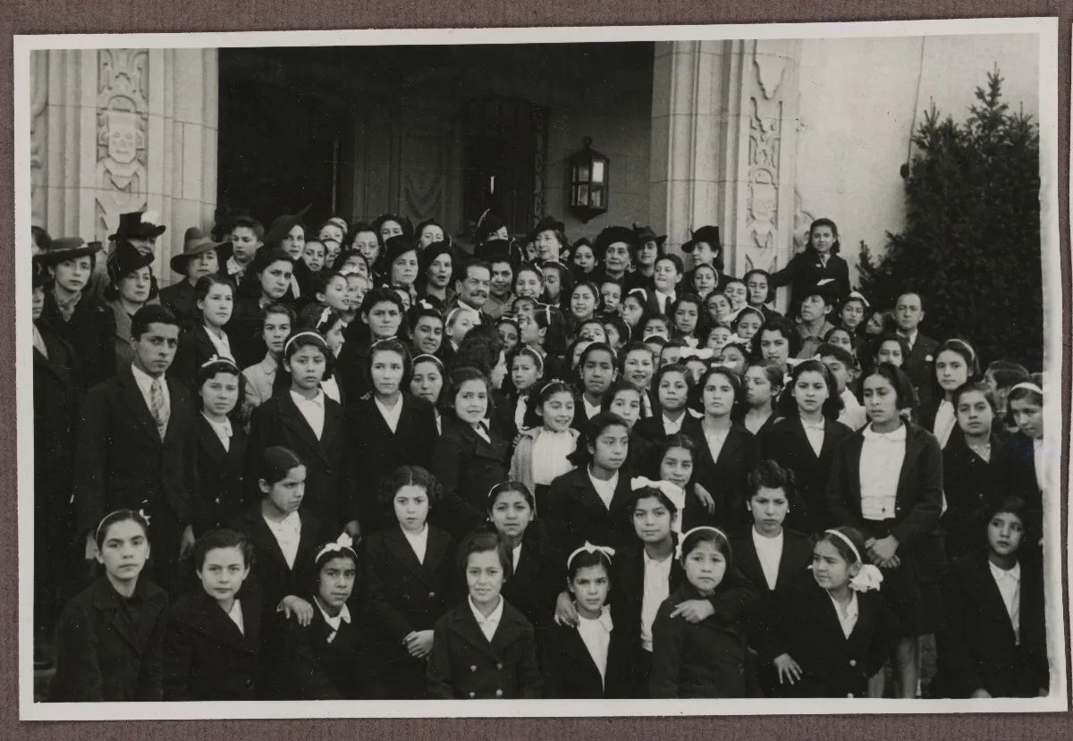 Acto oficial con delegación ciudadana en Viña del Mar — Viña del Mar — 1940 | Chile de Ayer