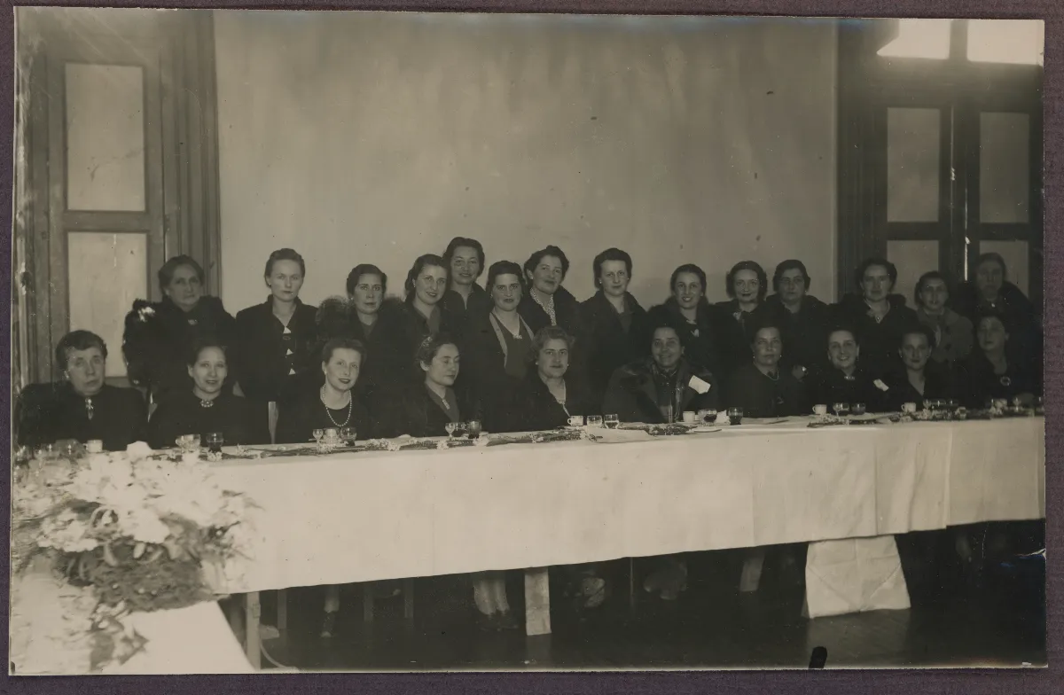 Banquete oficial con autoridades y personalidades — aprox. 1939 | Chile de Ayer