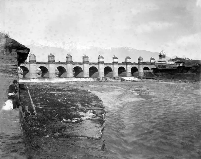 Puente Cal y Canto alrededor de 1870 — Puente Cal y Canto — 1870 | Chile de Ayer