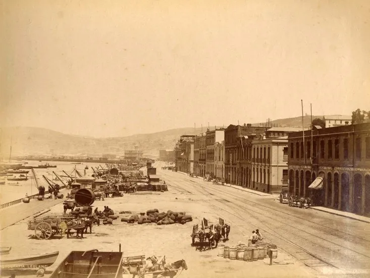 Borde portuario de Valparaíso en 1888 — 1888 | Chile de Ayer
