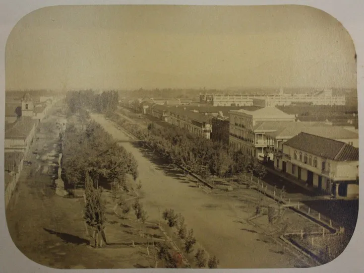 Alameda desde Torre San Francisco en 1860 — Iglesia San Francisco — 1860 | Chile de Ayer