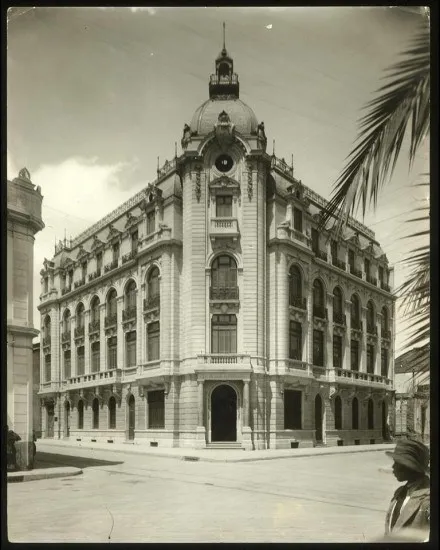 Diario Ilustrado en 1916 actual Intendencia de Santiago — Palacio de La Moneda — 1916 | Chile de Ayer