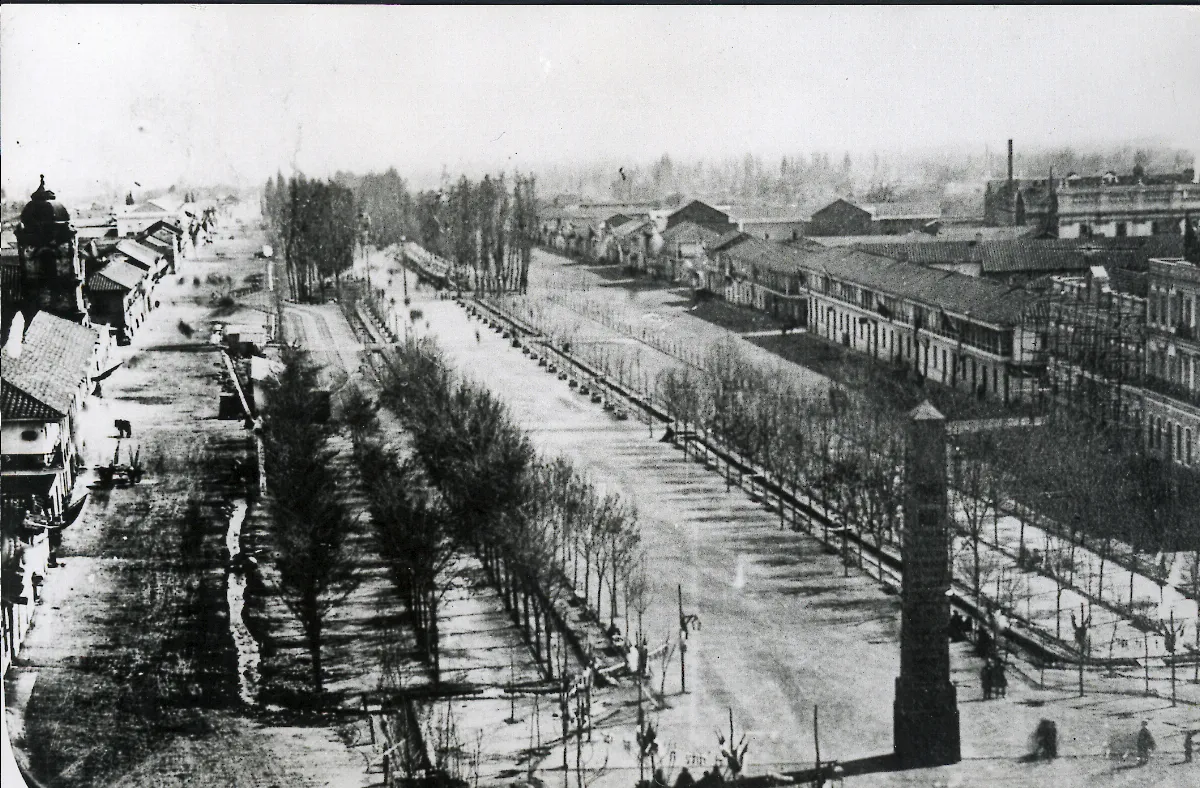 La Alameda alrededor de el año 1860 — Iglesia San Francisco — 1860 | Chile de Ayer