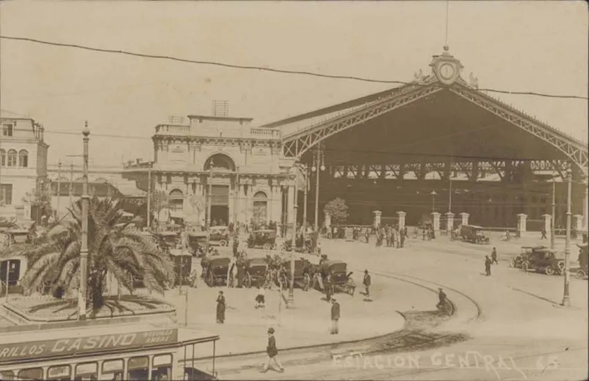 Estación Central de Santiago alrededor de 1915. — 1912 | Chile de Ayer