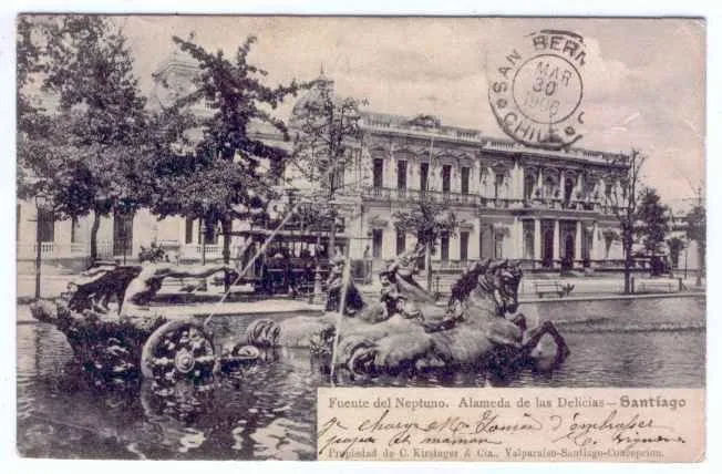 Fuente de Neptuno, ubicada en la Alameda. — 1906 | Chile de Ayer
