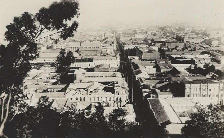 Vista de Santiago desde Cerro Santa Lucia en 1920 — 1920 | Chile de Ayer