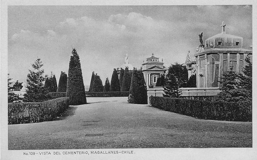 Cementerio Municipal de Punta Arenas, años 20 — Cementerio Municipal Sara Braun — 1920 | Chile de Ayer