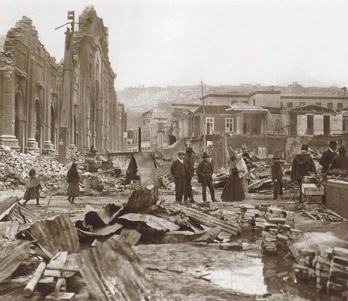 Valparaíso luego del terremoto de 1906 — Estación Puerto — 1906 | Chile de Ayer