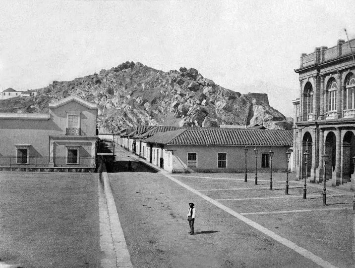 Plazuela frente al Teatro Municipal de Santiago ca. 1865 — Teatro Municipal — 1860 | Chile de Ayer