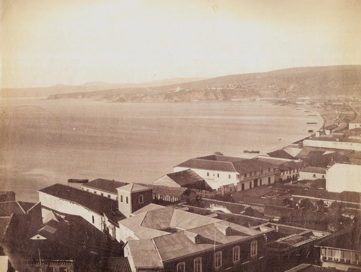 Vista de la Bahía de Valparaíso año 1870 — Bahía de Valparaíso — 1870 | Chile de Ayer