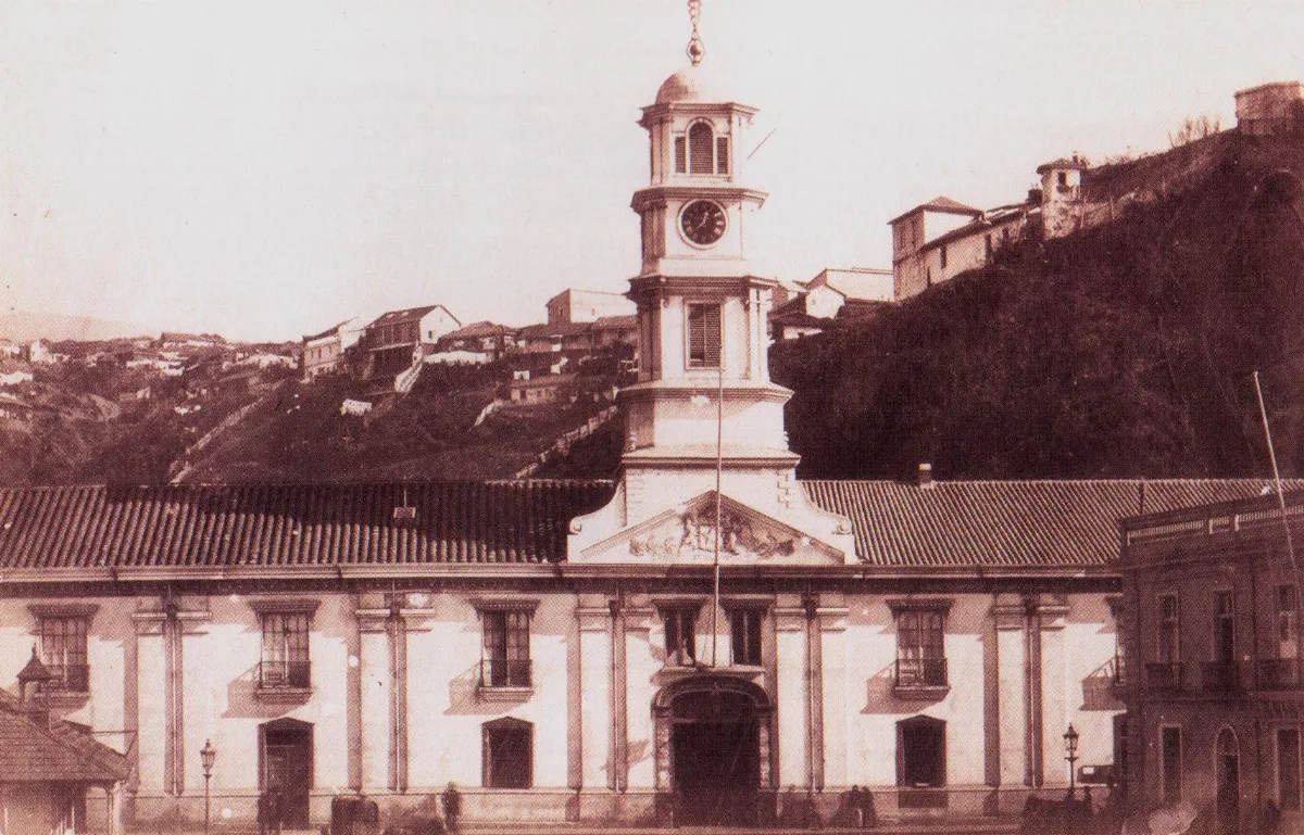 Palacio de la Intendencia año 1864 — Plaza Sotomayor — 1864 | Chile de Ayer