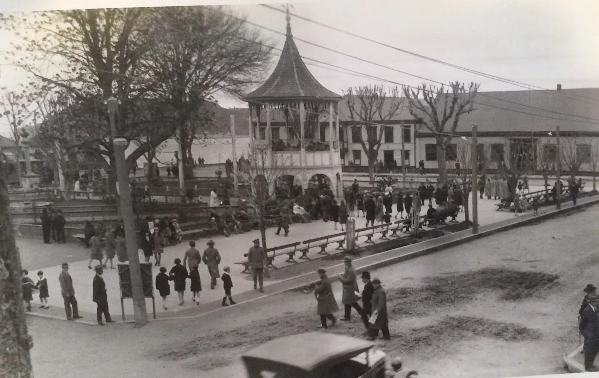 Plaza de Puerto Montt en 1918 — Plaza de Armas de Puerto Montt — 1918 | Chile de Ayer