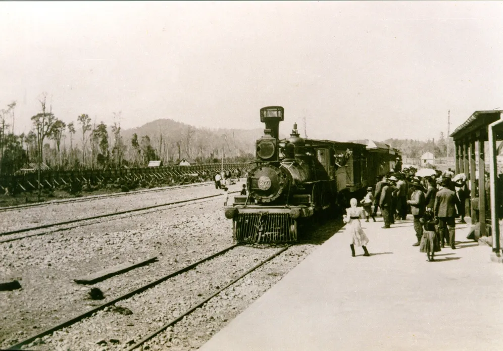 Estación FFCC Quilpué en 1888 — Estación Quilpué — 1888 | Chile de Ayer