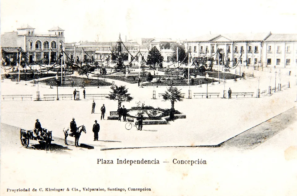 Plaza Independencia de Concepción ca. 1900 — Plaza Independencia de Concepción — 1900 | Chile de Ayer