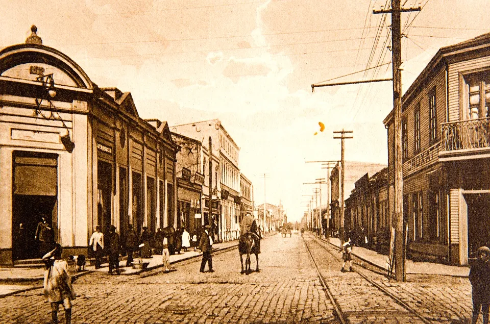 Calle Manuel Montt de Temuco en los años 20s — Calle Manuel Montt — 1920 | Chile de Ayer