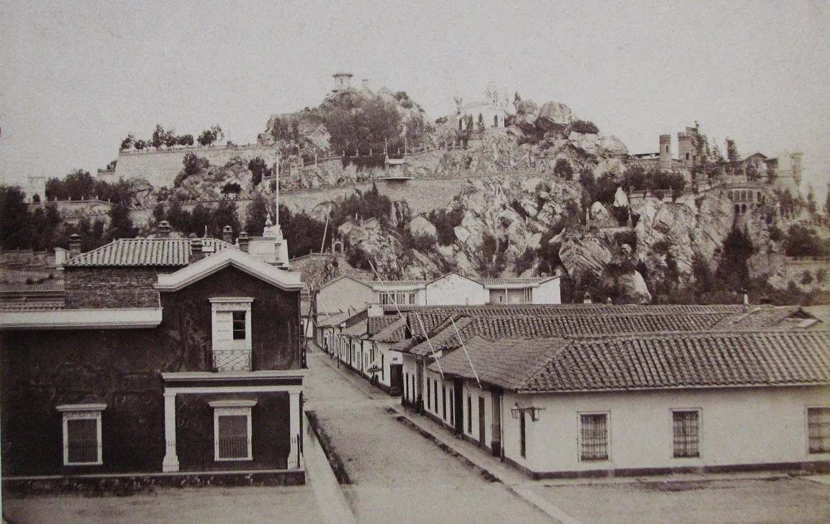 Cerro Santa Lucía en 1880 — Teatro Municipal — 1880 | Chile de Ayer