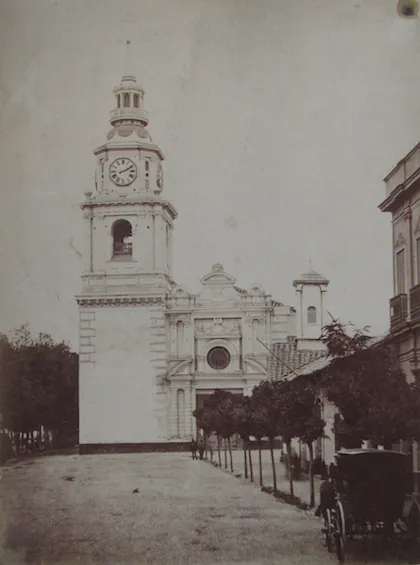 Santiago, Iglesia de San Francisco en 1890 — 1890 | Chile de Ayer