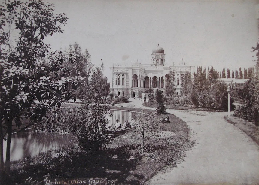 Santiago, Quinta Diez Gana en 1880 — Palacio Concha-Cazotte — 1880 | Chile de Ayer