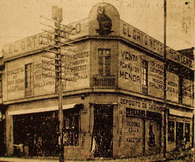 Comercio de Antofagasta en 1920 — Esquina Matta con Maipú — 1920 | Chile de Ayer