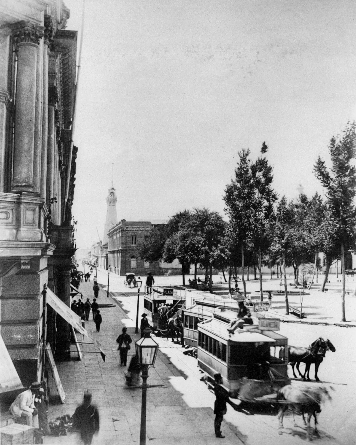 Plaza de Armas de Santiago ca. 1890 — Plaza de Armas de Santiago — 1890 | Chile de Ayer