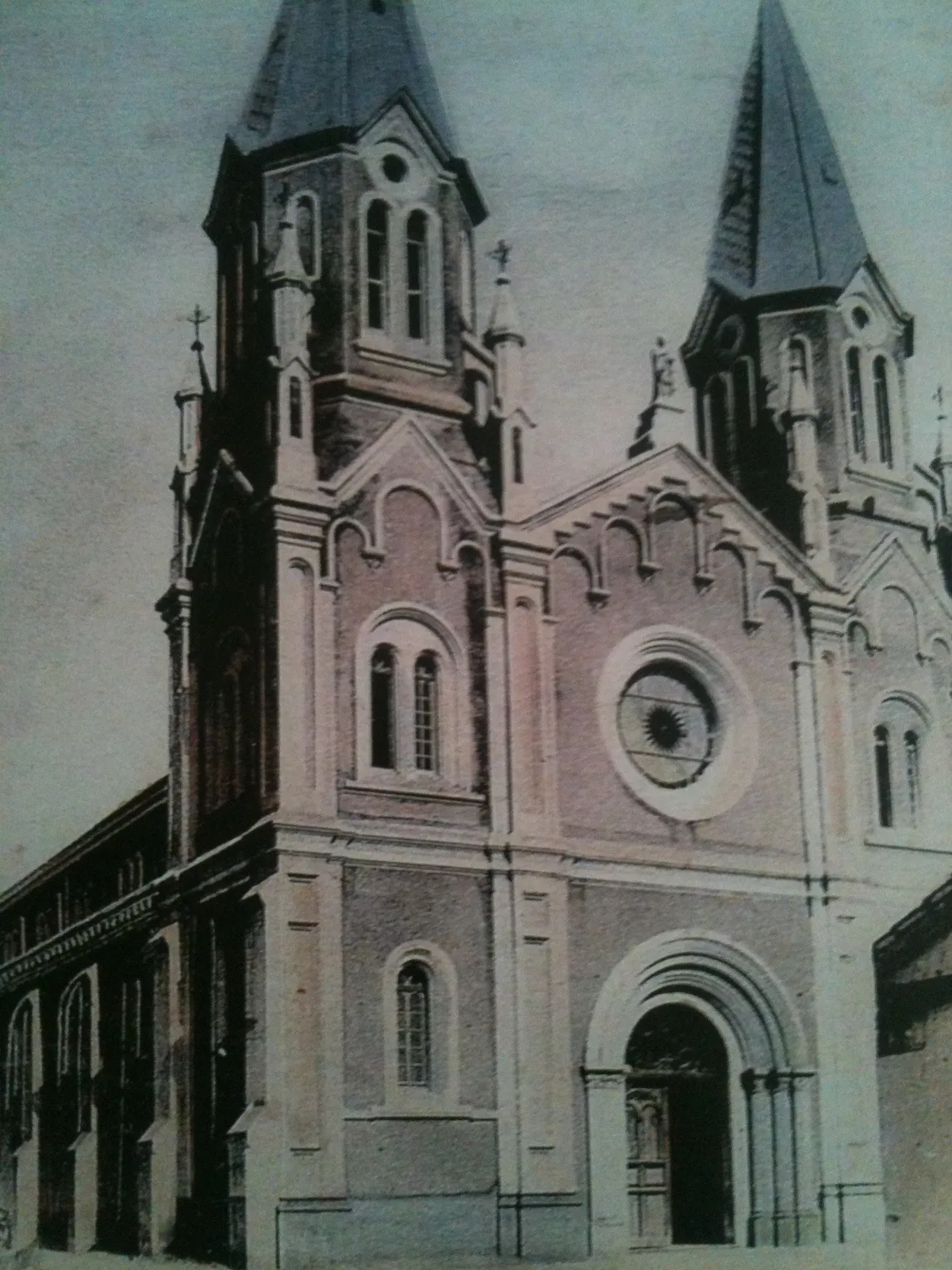 Iglesia de San Alfonso Cauquenes en 1900 — Iglesia y Convento de San Alfonso — 1897 | Chile de Ayer