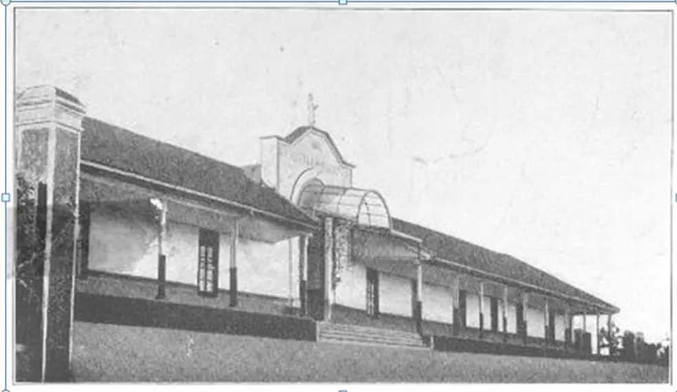 Antiguo hospital de Cauquenes en 1915 — 1915 | Chile de Ayer