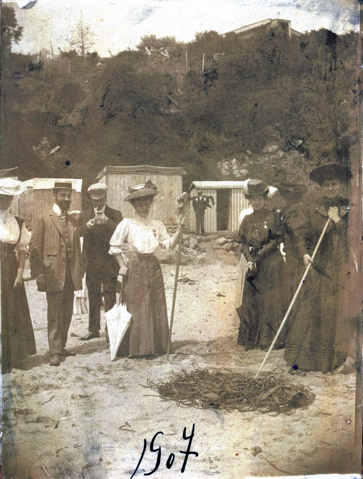 Playa de Zapallar en 1907 — Playa de Zapallar — 1907 | Chile de Ayer